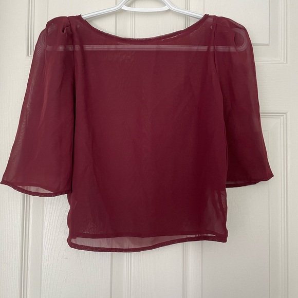American Apparel chiffon puff sleeve blouse in burgundy color - Picture 3 of 3